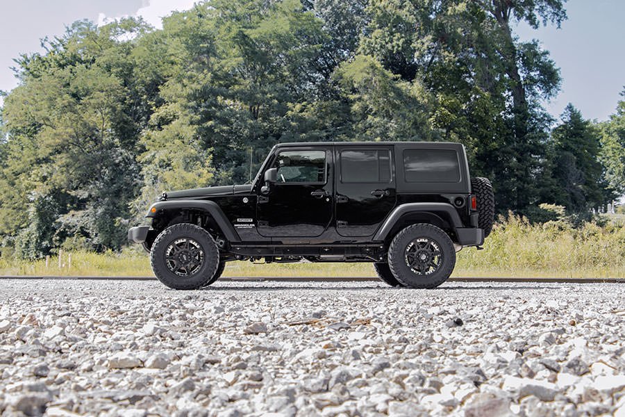 Jeep Wrangler Suspension Lift Kit - Front + Rear - Rough Country - 2.5 Inch Lift, M1 - '07-'10
